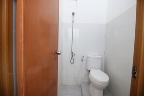 Doppelzimmer, Nichtraucher | Badezimmer | Dusche, kostenlose Toilettenartikel