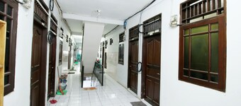 Kamar Keluarga Bogor Syariah