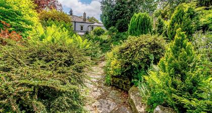2 bedroom accommodation in West Burton, near Leyburn