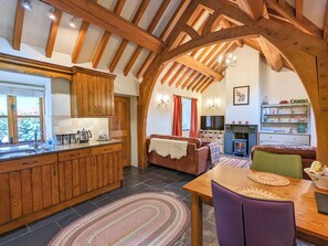 Fireplace - 1 bedroom accommodation in Near Dolgellau (Near Dolgellau)