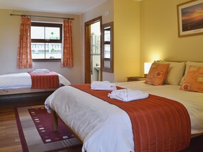 2 bedrooms, free WiFi, bed sheets