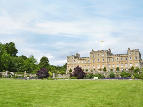 2 bedroom accommodation in Mellerstain, near Kelso