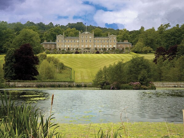 المنشأة من الخارج