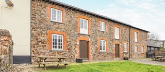 Granary Cottage - E5634