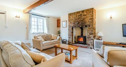 Granary Cottage - E5634
