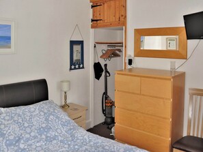 1 habitación y ropa de cama