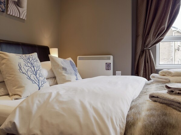 2 quartos, Wi-Fi de cortesia, roupa de cama