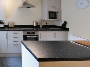 Dishwasher, cookware/dishes/utensils