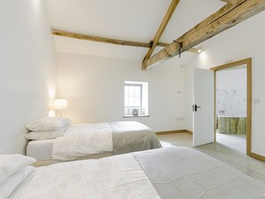 3 camere, Wi-Fi gratuito, lenzuola