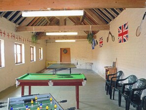 Game room - Stildon Manor Cottage (Menith Wood)