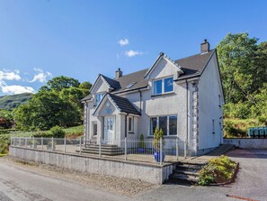 Exterior - Lochside House - S4532 (Letterfearn By Kyle, Wester Ross)