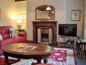 Living area - 2 bedroom accommodation in Betws-y-Coed (Betws-y-Coed)