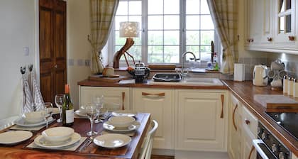 2 Schlafzimmer Unterkunft in Edrom, near Duns