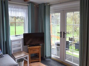 TV - 1 bedroom accommodation in Beckhole, Goathland, near Whitby (Beckhole, Goathland, near Whitby)