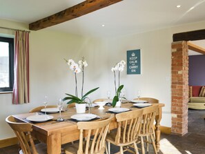 Dining - 4 bedroom accommodation in Uggeshall, near Southwold (Uggeshall, near Southwold)