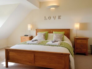 1 bedroom, free WiFi, bed sheets - 1 bedroom accommodation in Llanaber, near Barmouth (Llanaber, near Barmouth)