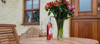 3 bedroom accommodation in Llanynghenedl, near Holyhead