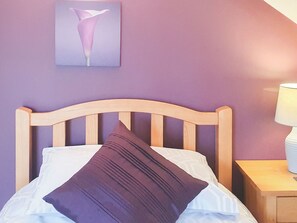 2 bedrooms, free WiFi, bed sheets, wheelchair access - 2 bedroom accommodation in Dihewyd, near Aberaeron (Dihewyd, near Aberaeron)