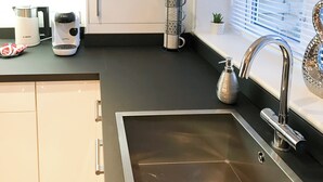 Uklassifisert bilde, 2 av 18, knapp