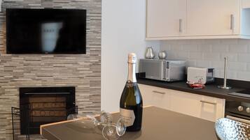 Oven, dishwasher, freezer