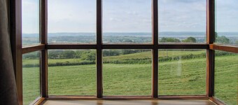 4 bedroom accommodation in Felinfoel, near Kidwelly