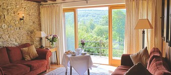 4 bedroom accommodation in Colyton