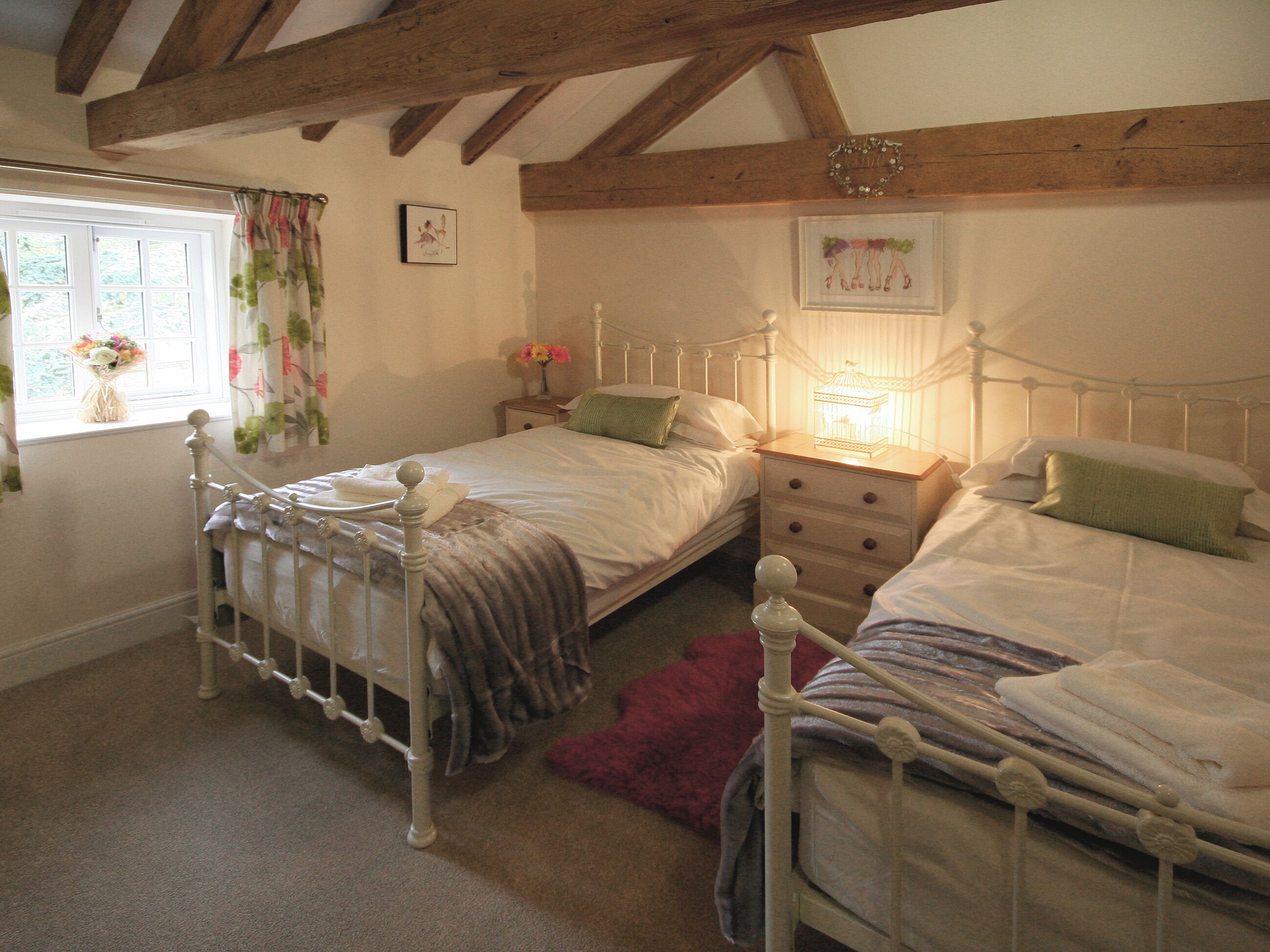 3 chambres, accès au Wi-Fi (inclus), literie fournie