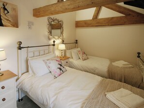 3 bedrooms, free WiFi, bed sheets - Chestnut Cottage - E5625 (Wainfleet St. Mary, near Skegness)