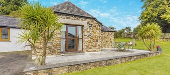 2 bedroom accommodation in Tresmeer, near Launceston