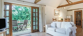 2 bedroom accommodation in Branscombe