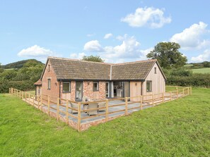 Exterior - 2 bedroom accommodation in Sidbury, near Sidmouth (Sidbury, near Sidmouth)
