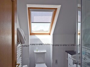 Hair dryer, towels - 4 bedroom accommodation in Crail, near Anstruther (Crail, near Anstruther)