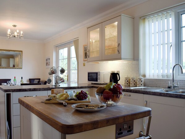 Dishwasher, highchair