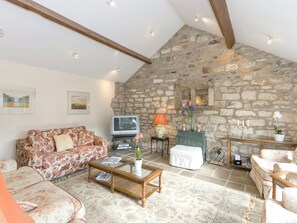 TV - Bickley School Annexe (Bickley, near Langdale End)