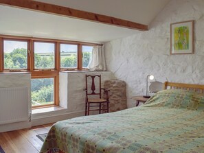 4 habitaciones, wifi gratis y ropa de cama 