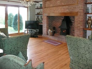 Interior - 4 bedroom accommodation in Webbery, near Bideford (Webbery, near Bideford)