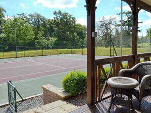 Sport court - 4 bedroom accommodation in Webbery, near Bideford (Webbery, near Bideford)