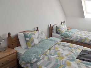 3 bedrooms, free WiFi, bed sheets