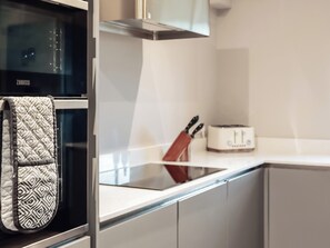 Geschirrspüler, Hochstuhl