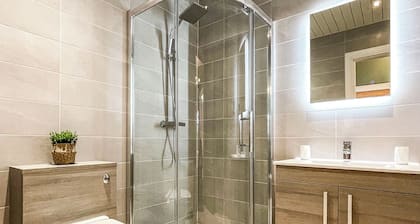 4 bedroom accommodation in Millport, Isle of Cumbrae