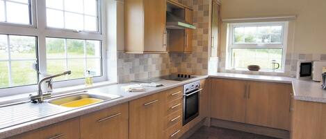 Dishwasher, high chair