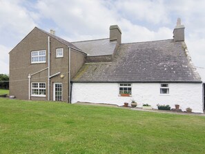 Exterior - 4 bedroom accommodation in Cilan, near Abersoch (Cilan, near Abersoch)