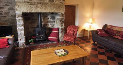 4 bedroom accommodation in Cilan, near Abersoch