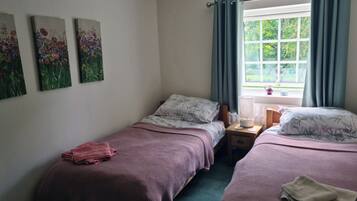 2 bedrooms, bed sheets