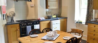 Alojamiento de 4 habitaciones en Blaencelyn, near Llangrannog