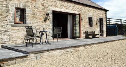 2 Schlafzimmer Unterkunft in Felindre, near Swansea