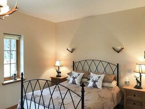 2 chambres, Wi-Fi gratuit, draps fournis