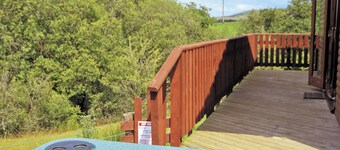 Woodside Lodge - HW7520