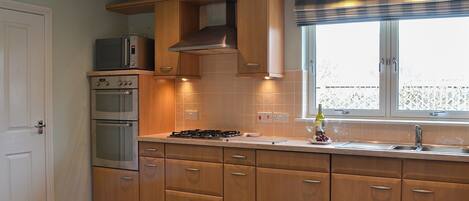 Lave-vaisselle, chaise haute