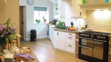 Dishwasher, high chair